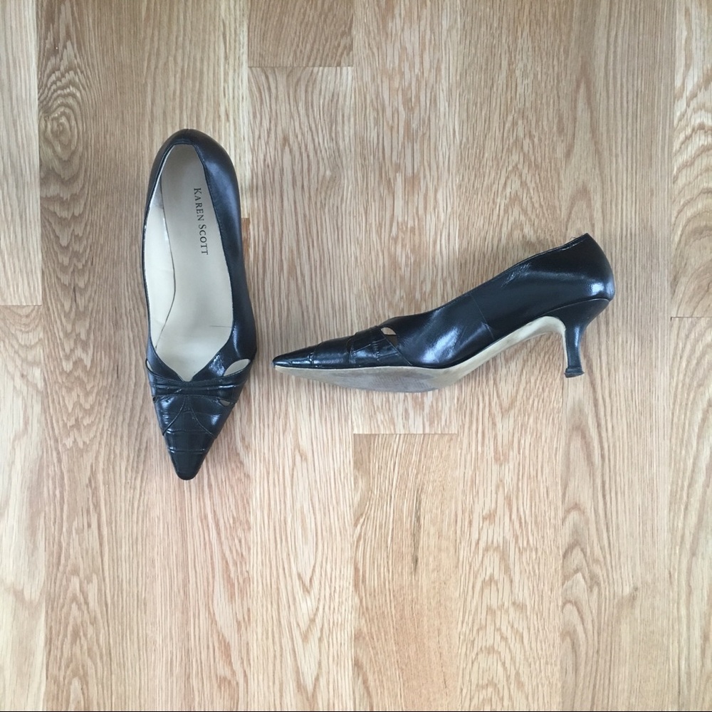 Karen Scott Heels